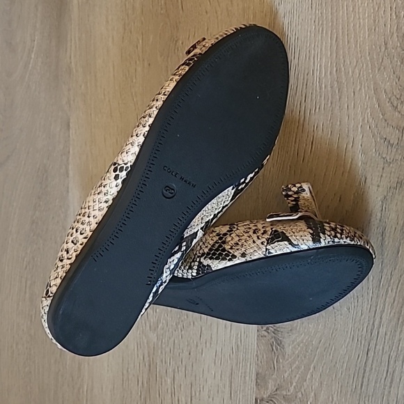 Cole Haan Snakeskin Ballerina Slippers size 8b - Picture 6 of 9